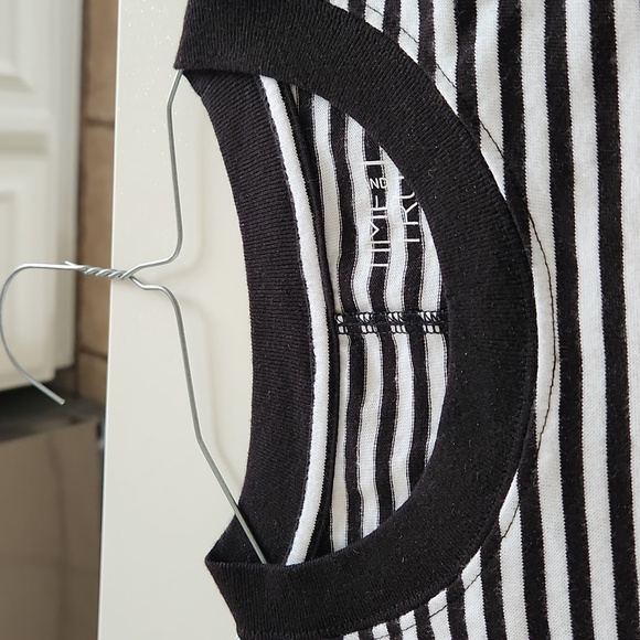 Time and Tru 4/$10 - Picture 5 of 9